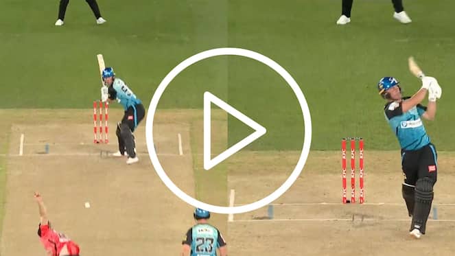 [Watch] Umpires, Players ‘Confused’ As Chris Lynn Blasts 103-Metre Roof-Hitting Six